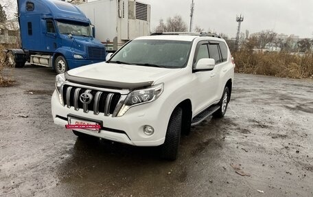 Toyota Land Cruiser Prado 150 рестайлинг 2, 2015 год, 3 700 000 рублей, 4 фотография