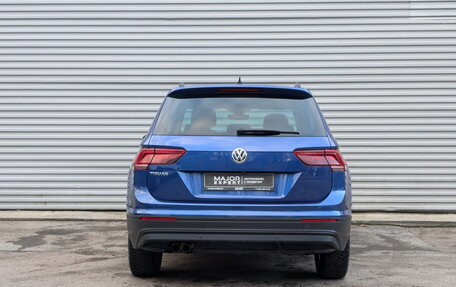 Volkswagen Tiguan II, 2019 год, 2 635 000 рублей, 6 фотография