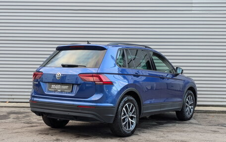 Volkswagen Tiguan II, 2019 год, 2 635 000 рублей, 5 фотография