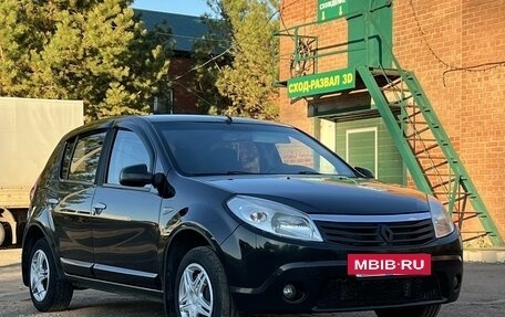 Renault Sandero I, 2011 год, 490 000 рублей, 2 фотография