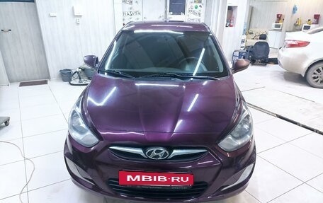 Hyundai Solaris II рестайлинг, 2012 год, 801 000 рублей, 6 фотография