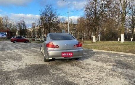 Nissan Skyline, 2001 год, 600 000 рублей, 4 фотография