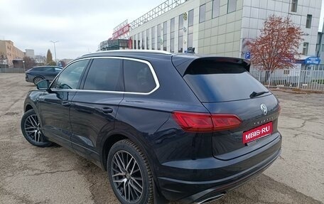 Volkswagen Touareg III, 2019 год, 6 100 000 рублей, 2 фотография