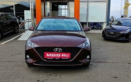 Hyundai Solaris II рестайлинг, 2021 год, 1 845 000 рублей, 2 фотография