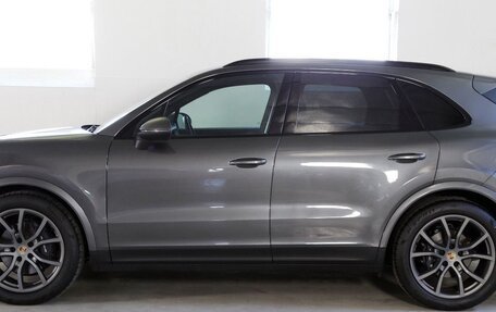 Porsche Cayenne III, 2024 год, 15 390 000 рублей, 3 фотография