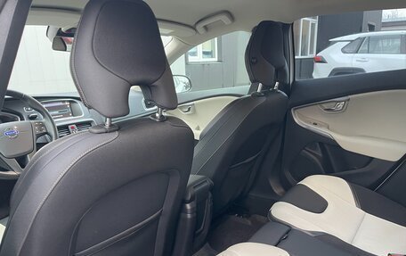 Volvo V40 Cross Country I, 2013 год, 1 390 000 рублей, 22 фотография