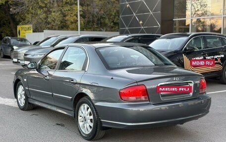 Hyundai Sonata IV рестайлинг, 2005 год, 550 000 рублей, 3 фотография