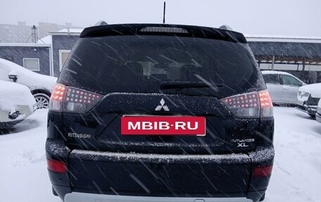 Mitsubishi Outlander III рестайлинг 3, 2007 год, 950 000 рублей, 5 фотография