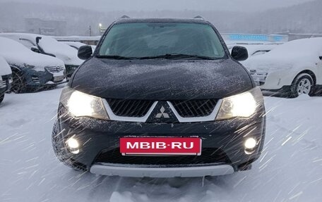 Mitsubishi Outlander III рестайлинг 3, 2007 год, 950 000 рублей, 2 фотография