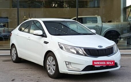 KIA Rio III рестайлинг, 2012 год, 830 000 рублей, 3 фотография