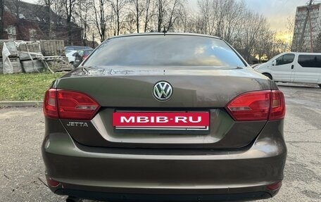 Volkswagen Jetta VI, 2013 год, 870 000 рублей, 6 фотография