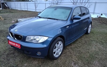 BMW 1 серия, 2005 год, 750 000 рублей, 1 фотография