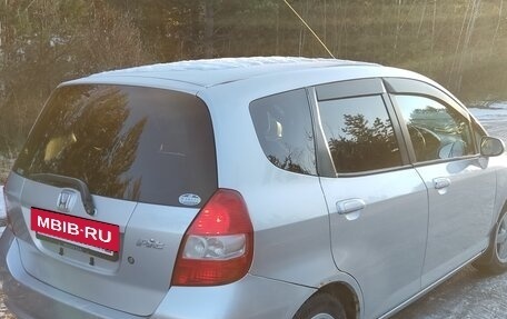 Honda Fit III, 2001 год, 580 000 рублей, 6 фотография