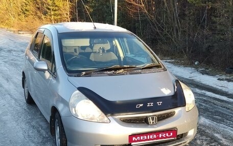 Honda Fit III, 2001 год, 580 000 рублей, 15 фотография