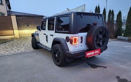 Jeep Wrangler, 2018 год, 4 900 000 рублей, 7 фотография