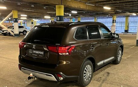 Mitsubishi Outlander III рестайлинг 3, 2021 год, 3 395 000 рублей, 6 фотография