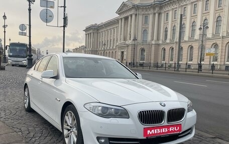 BMW 5 серия, 2012 год, 2 500 000 рублей, 9 фотография