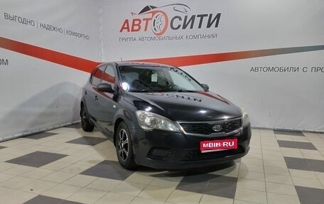 KIA cee'd I рестайлинг, 2011 год, 770 000 рублей, 1 фотография