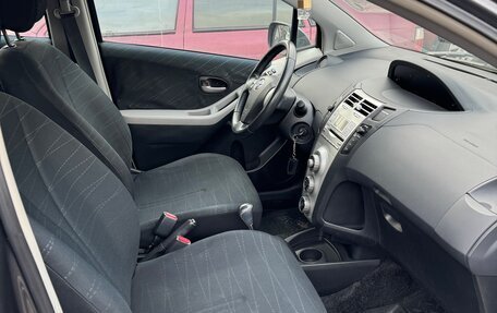 Toyota Yaris III рестайлинг, 2008 год, 620 000 рублей, 14 фотография