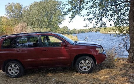 Toyota Highlander III, 2005 год, 2 000 000 рублей, 4 фотография