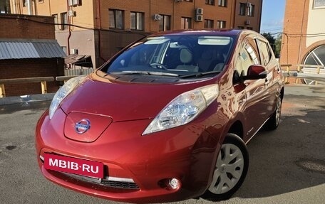 Nissan Leaf I, 2014 год, 790 000 рублей, 2 фотография