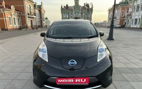 Nissan Leaf I, 2014 год, 999 000 рублей, 3 фотография