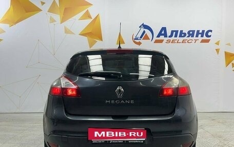 Renault Megane III, 2011 год, 700 000 рублей, 4 фотография