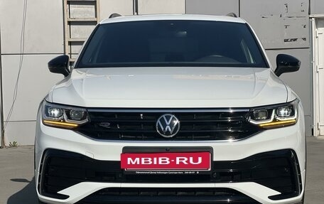 Volkswagen Tiguan II, 2021 год, 4 750 000 рублей, 5 фотография