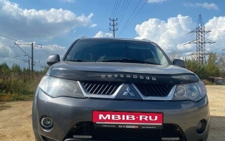 Mitsubishi Outlander III рестайлинг 3, 2007 год, 1 150 000 рублей, 4 фотография