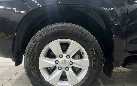 Toyota Land Cruiser Prado 150 рестайлинг 2, 2019 год, 5 000 000 рублей, 18 фотография