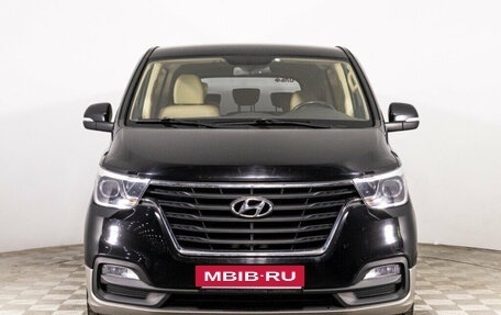 Hyundai H-1 II рестайлинг, 2019 год, 3 099 000 рублей, 2 фотография