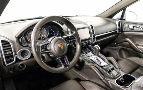 Porsche Cayenne III, 2015 год, 3 849 000 рублей, 11 фотография