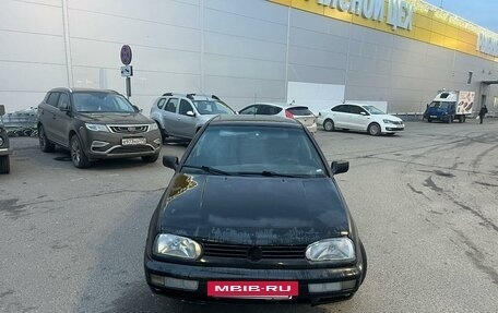 Volkswagen Golf III, 1997 год, 120 000 рублей, 2 фотография