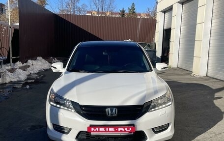 Honda Accord IX рестайлинг, 2013 год, 2 100 000 рублей, 3 фотография