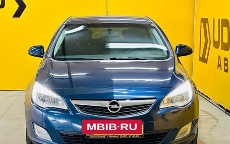 Opel Astra J, 2011 год, 779 000 рублей, 4 фотография