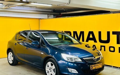 Opel Astra J, 2011 год, 779 000 рублей, 5 фотография