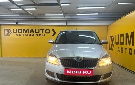 Skoda Fabia II, 2011 год, 749 000 рублей, 2 фотография