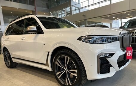 BMW X7, 2022 год, 16 300 000 рублей, 2 фотография