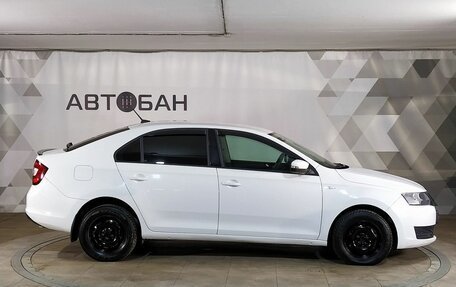 Skoda Rapid I, 2018 год, 1 199 000 рублей, 6 фотография