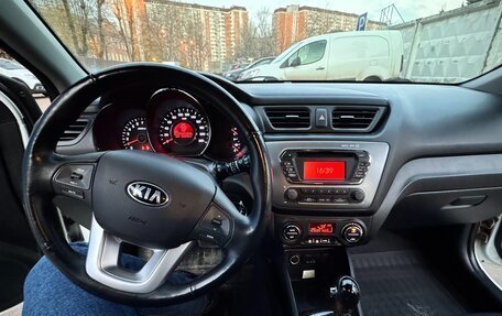 KIA Rio III рестайлинг, 2014 год, 1 350 000 рублей, 30 фотография