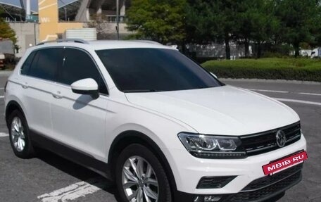 Volkswagen Tiguan II, 2020 год, 2 786 739 рублей, 2 фотография