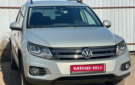 Volkswagen Tiguan I, 2013 год, 990 000 рублей, 1 фотография