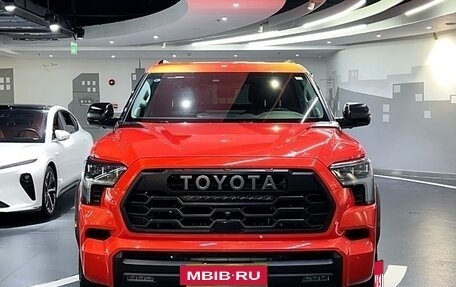 Toyota Sequoia, 2023 год, 20 134 500 рублей, 17 фотография