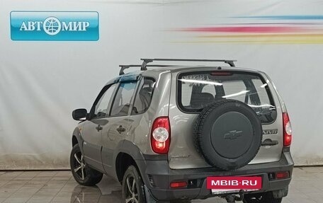 Chevrolet Niva I рестайлинг, 2011 год, 495 000 рублей, 7 фотография