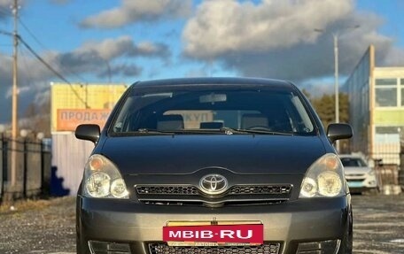 Toyota Corolla Verso I, 2006 год, 790 000 рублей, 2 фотография