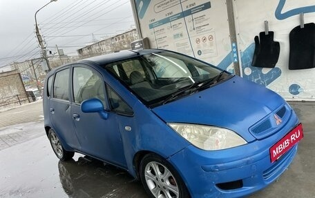 Mitsubishi Colt VI рестайлинг, 2003 год, 315 000 рублей, 2 фотография