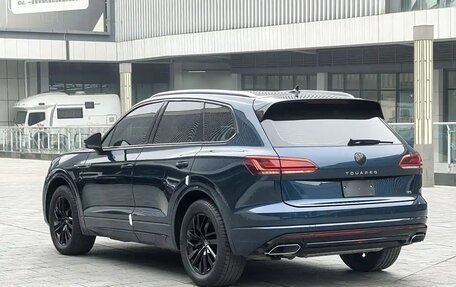 Volkswagen Touareg III, 2022 год, 6 000 000 рублей, 3 фотография