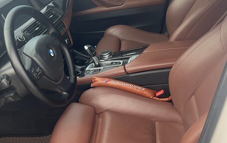 BMW 5 серия, 2015 год, 2 650 000 рублей, 2 фотография