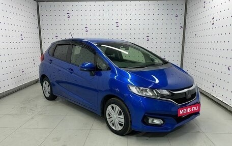 Honda Fit III, 2018 год, 1 130 000 рублей, 2 фотография