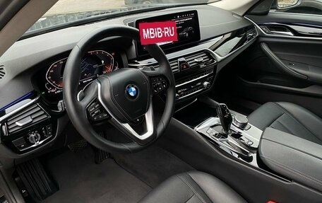 BMW 5 серия, 2021 год, 3 550 000 рублей, 10 фотография